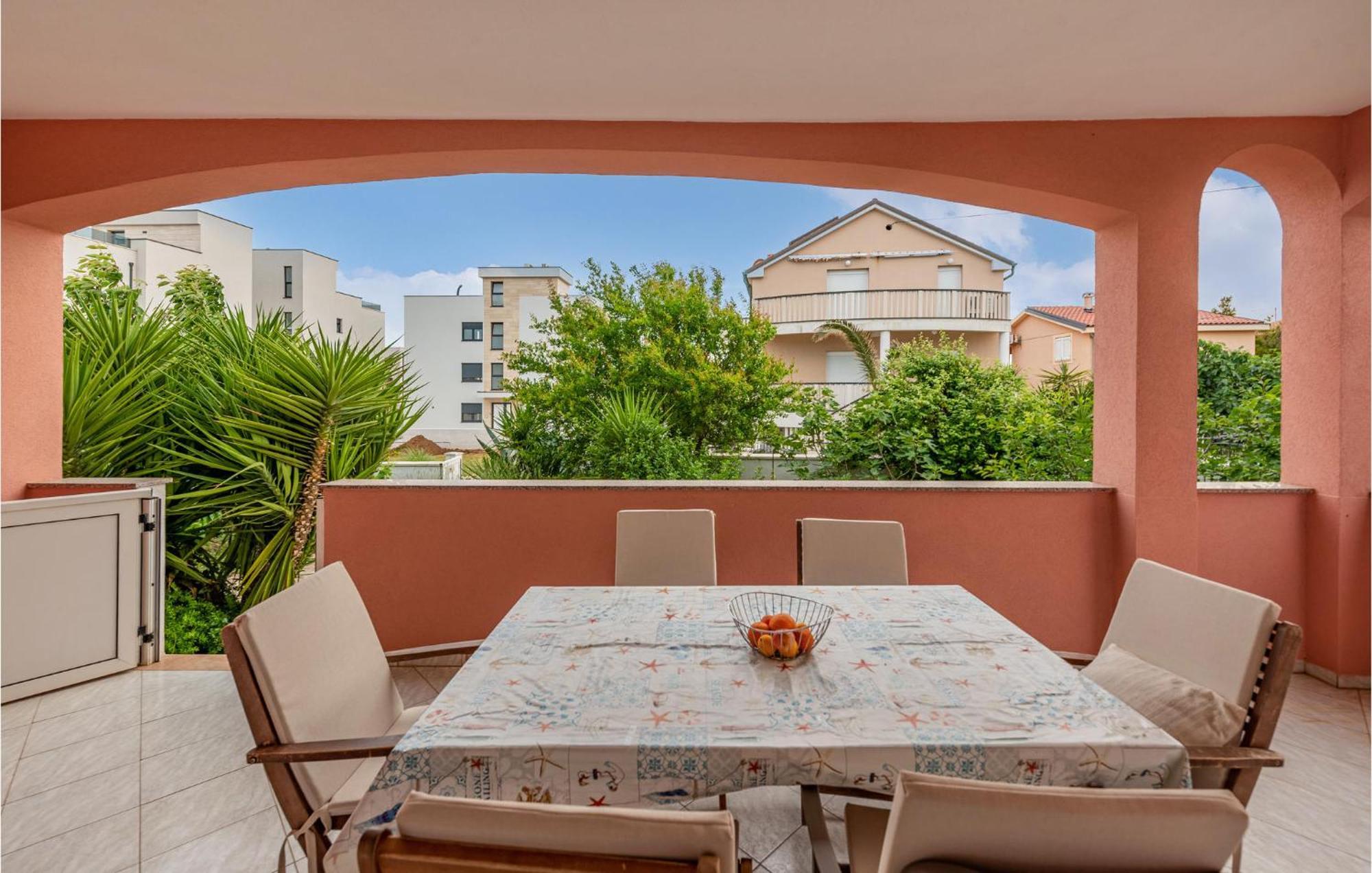Lovely Apartment In Vir With Kitchen 外观 照片