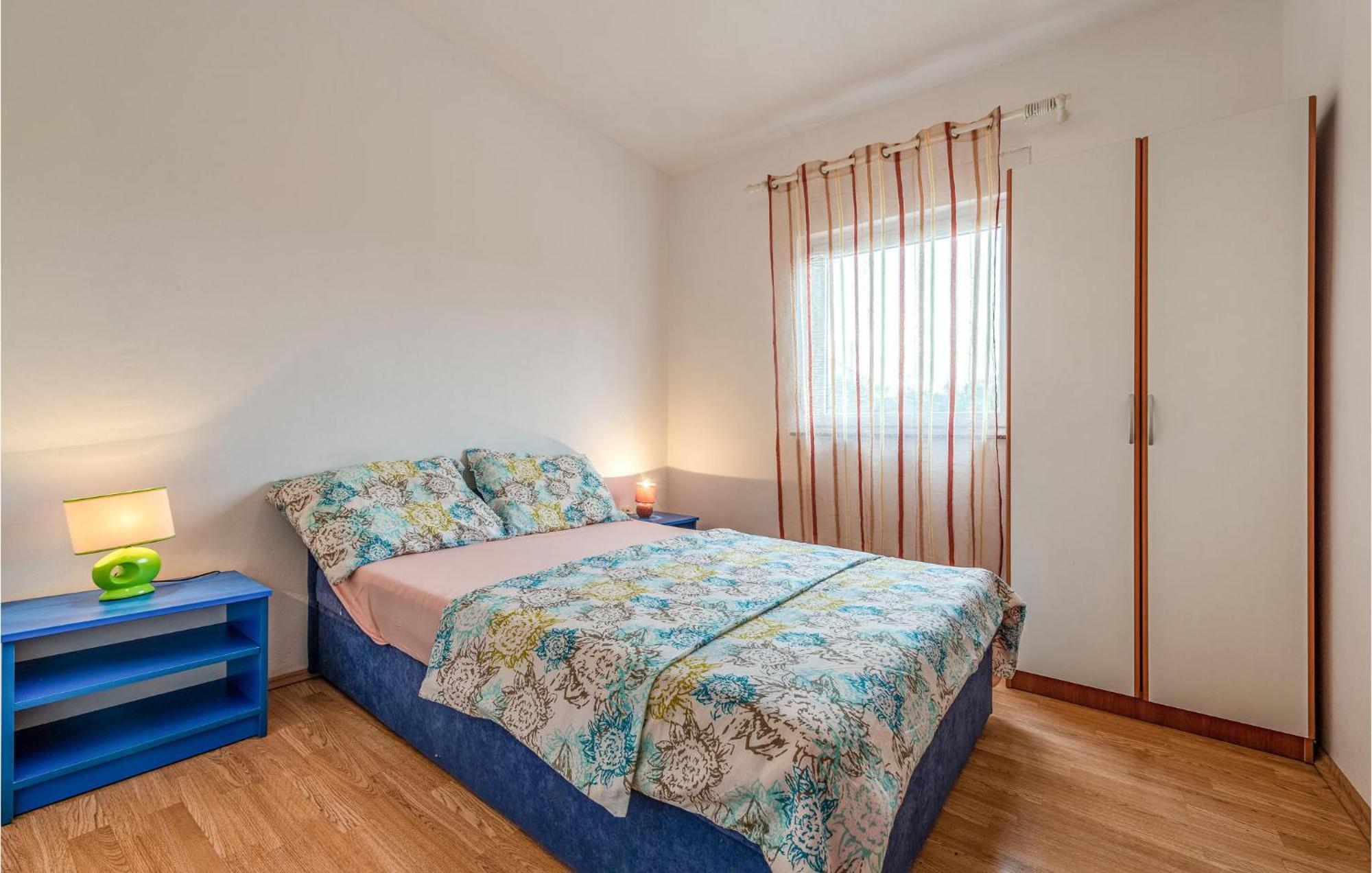 Lovely Apartment In Vir With Kitchen 外观 照片