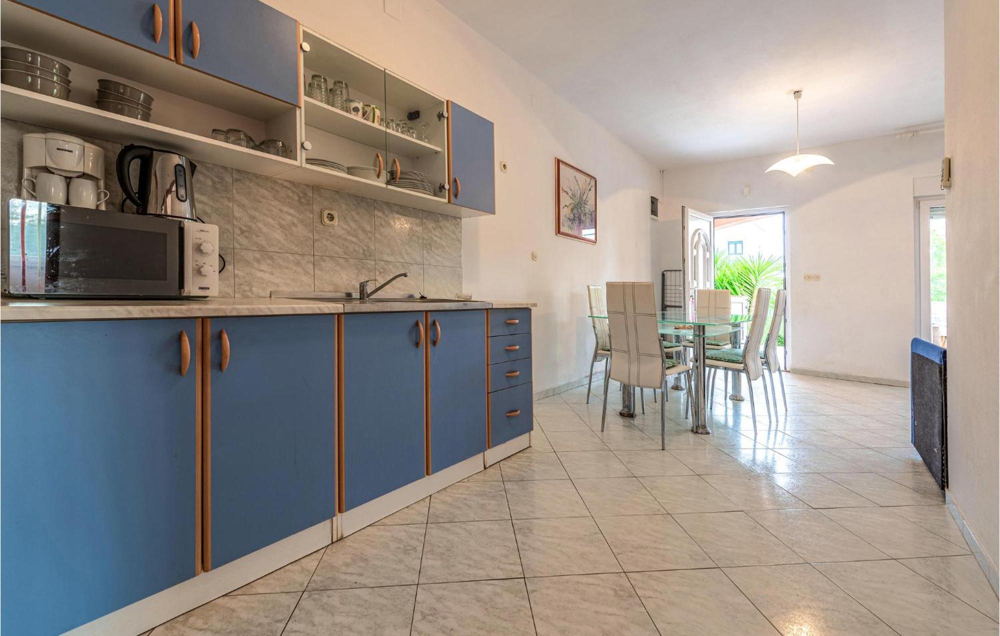 Lovely Apartment In Vir With Kitchen 外观 照片